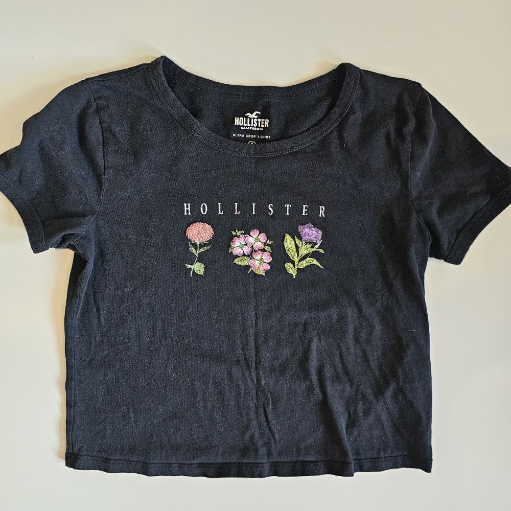 Hollister Black Foral Ultra Crop Top Scoop Neck Small